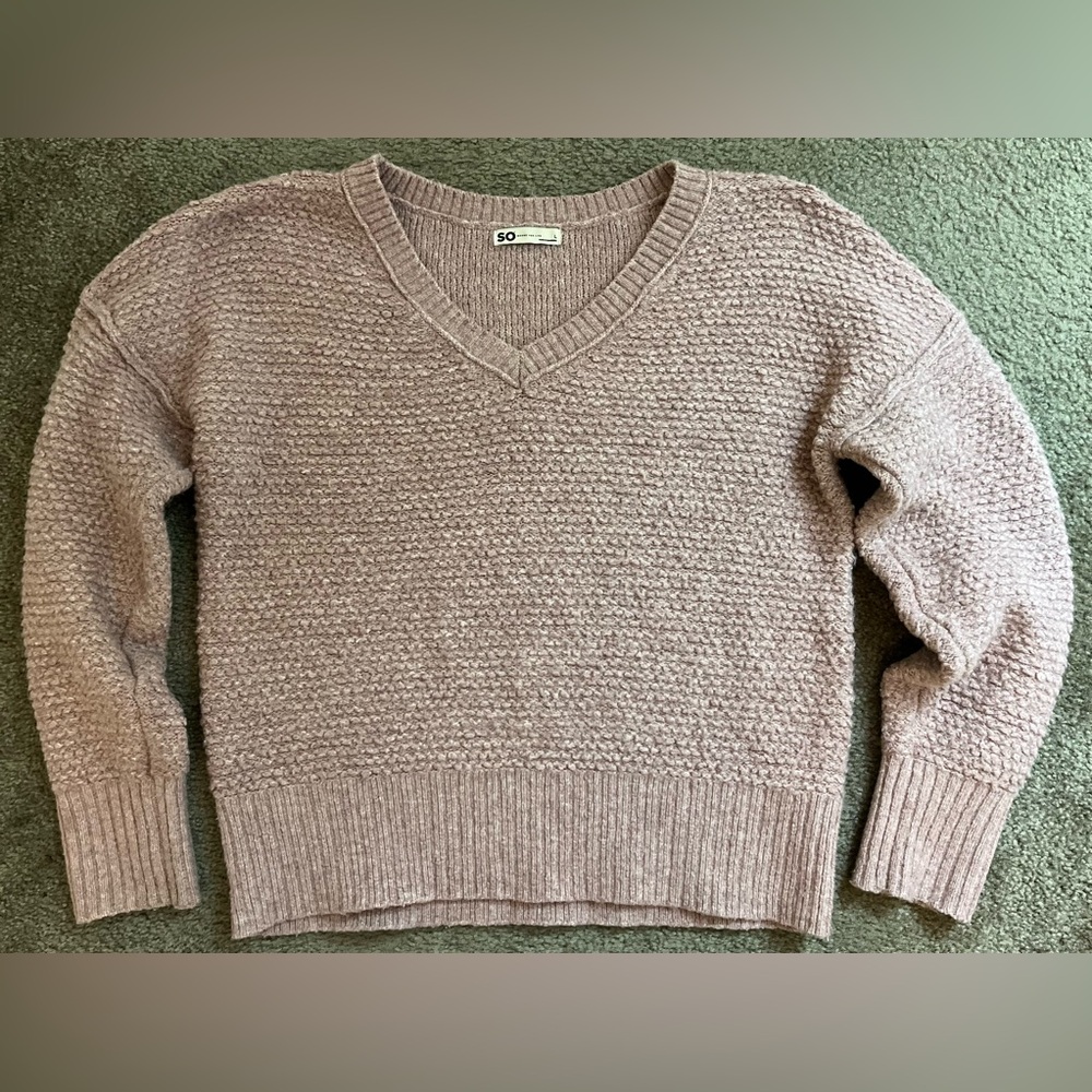 SO Women's V-Neck Sweater - Soft Pink
